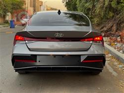 هیوندای ئەلەنترا